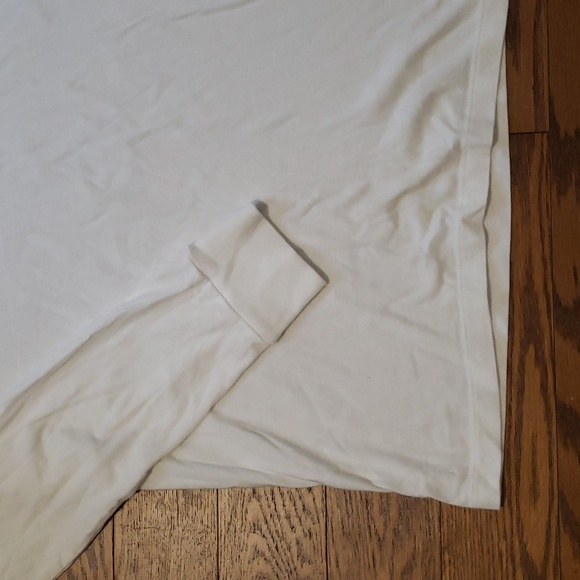 AE White and Blue Long Sleeve - Picture 5 of 7